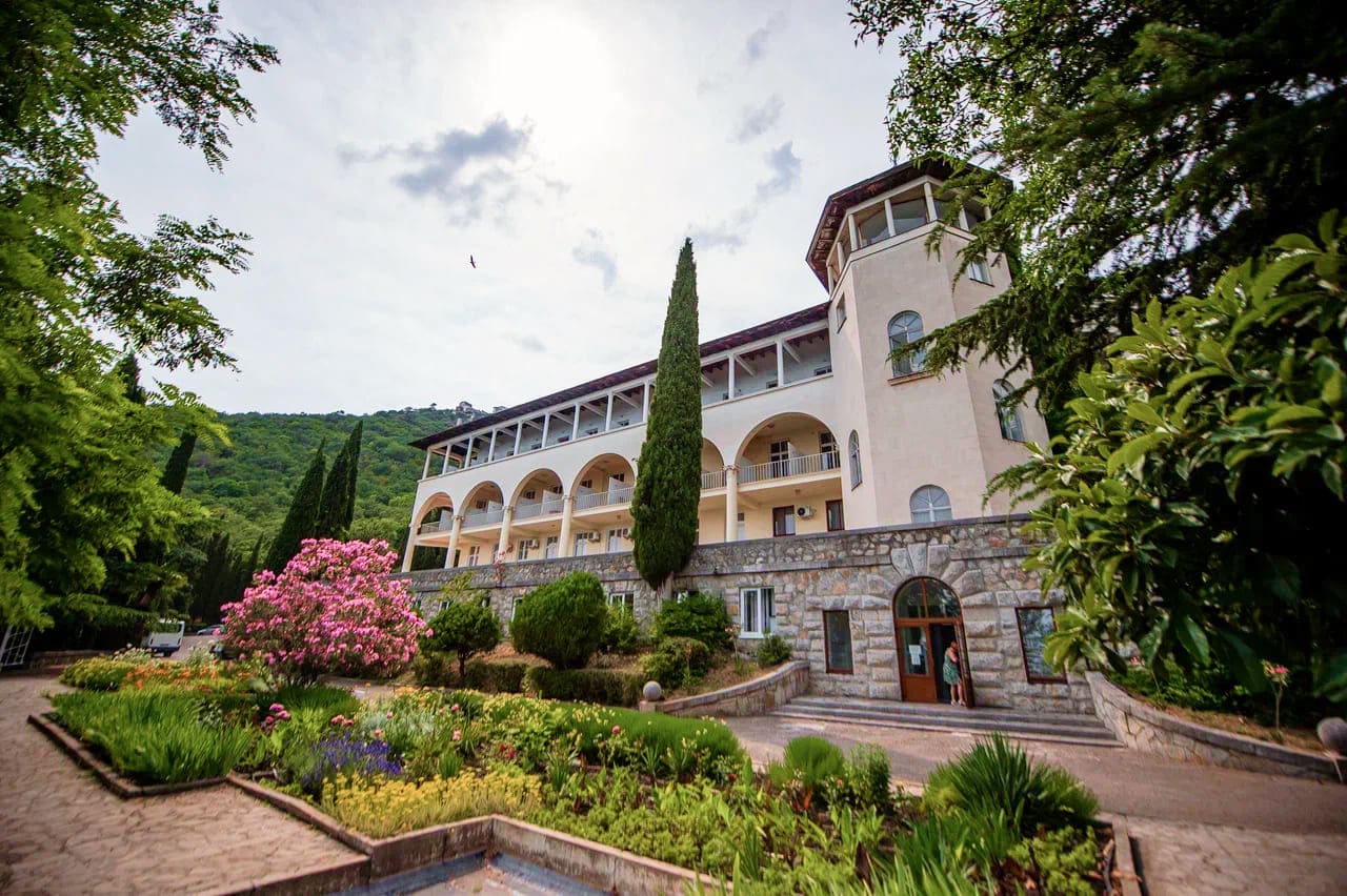 Евпатория логотип. Центр оздоровления и реабилитации евпатория. Санаторий приморье крым. Санаторий голубая волна. Центр реабилитации и оздоровления крыма.