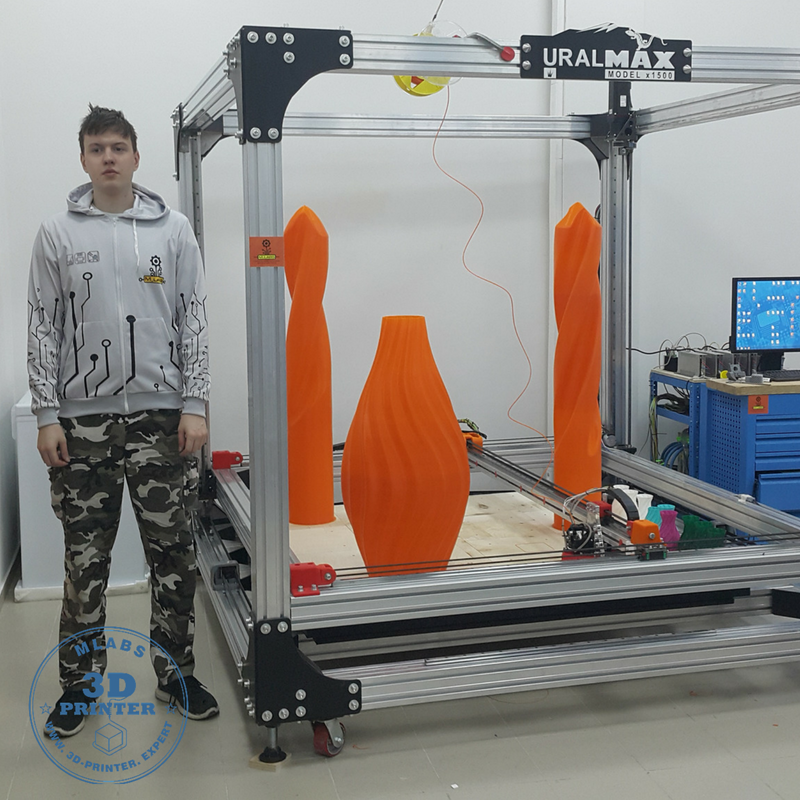 3д принтер с большой областью печати. Принтер 3d URALMAX f300. 3 D принтер URALMAX f100. Профессиональный 3d-принтер URALMAX f200. 3d принтер 600х600х800мм.