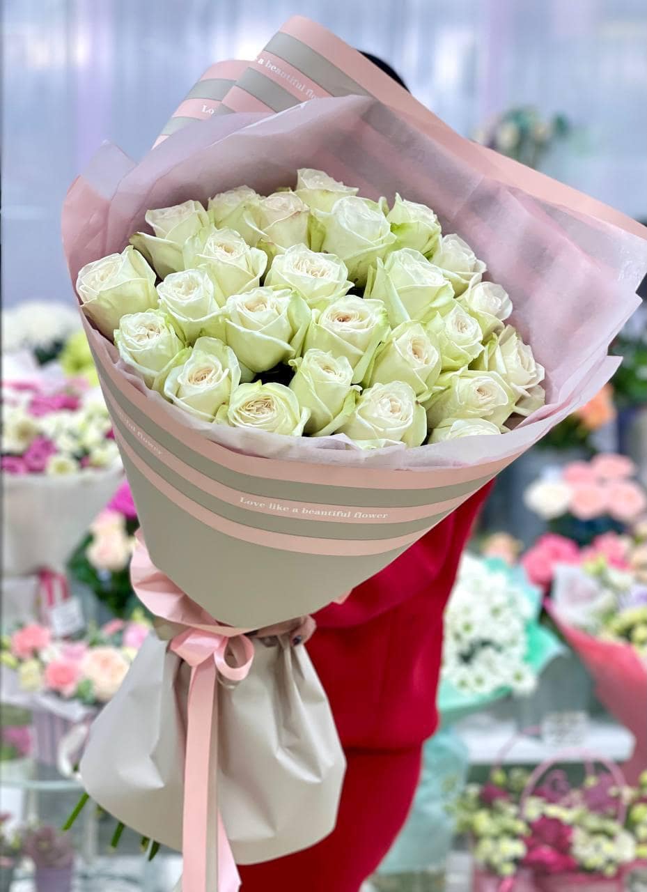 Букет цветов. Белые розы под заказ с доставкой в Нижнем Новгороде