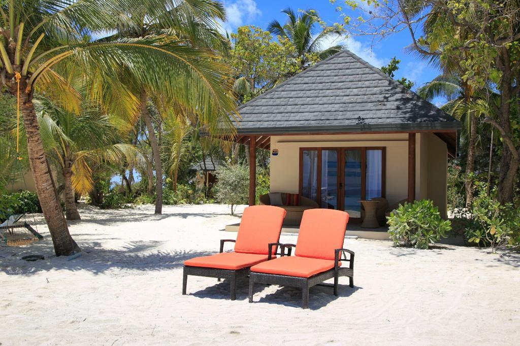 Summer island maldives. Summer Island Maldives 4 Мальдивы. Summer Island Maldives Superior Bungalow. Summer Island Maldives 3*. Summer Island Maldives Мальдивы, рити ра, North male Atoll, Ziyaaraiyfushi.