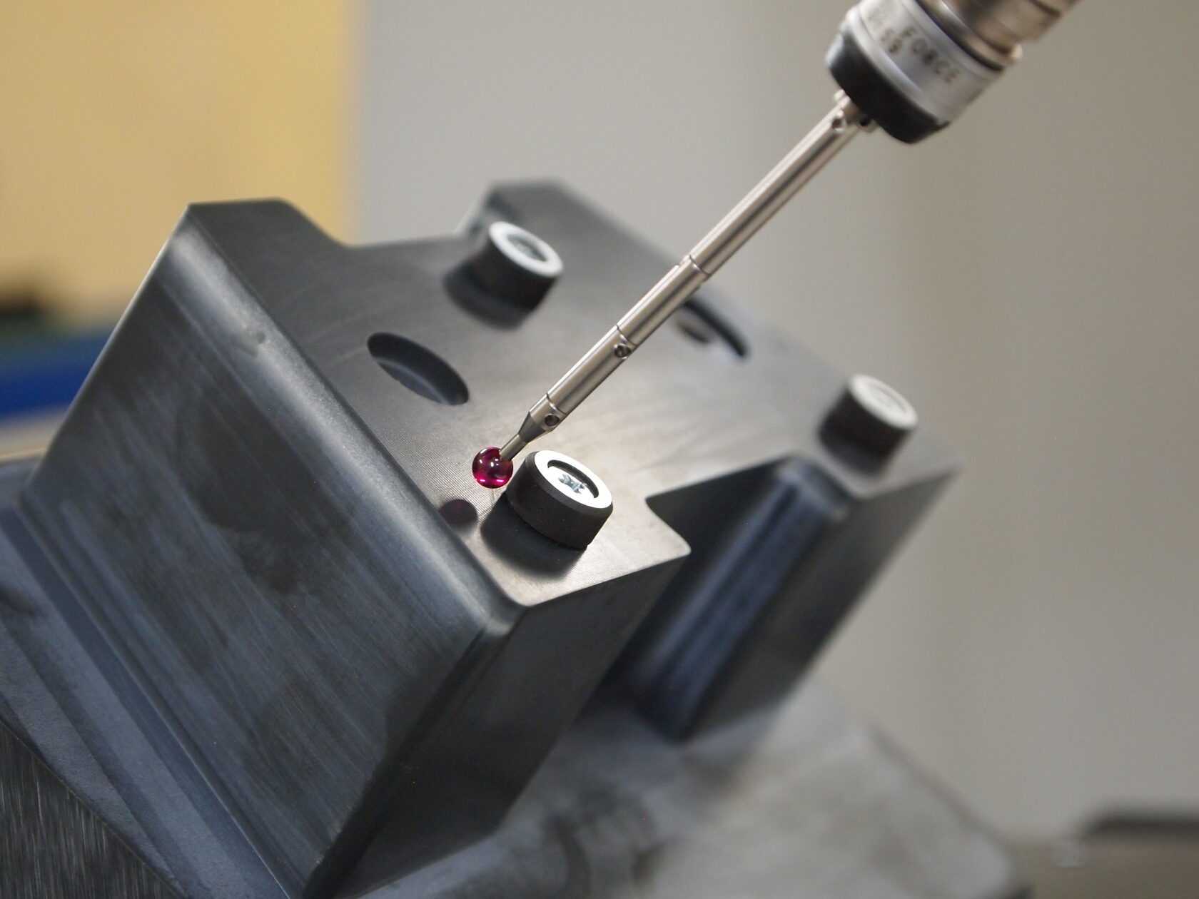 контроль детали штампа на КИМ