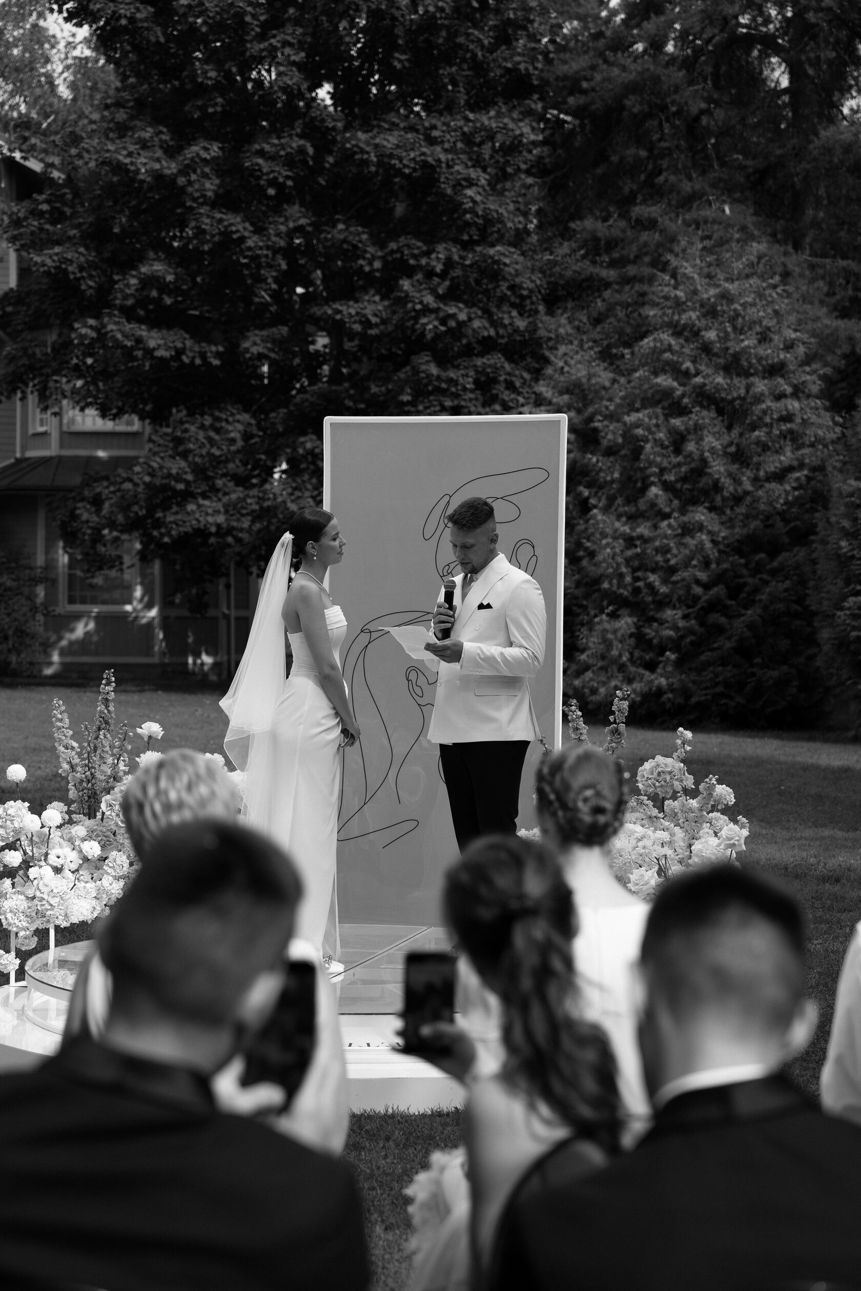 трогательная выездная церемония за городом, премиум свадьба