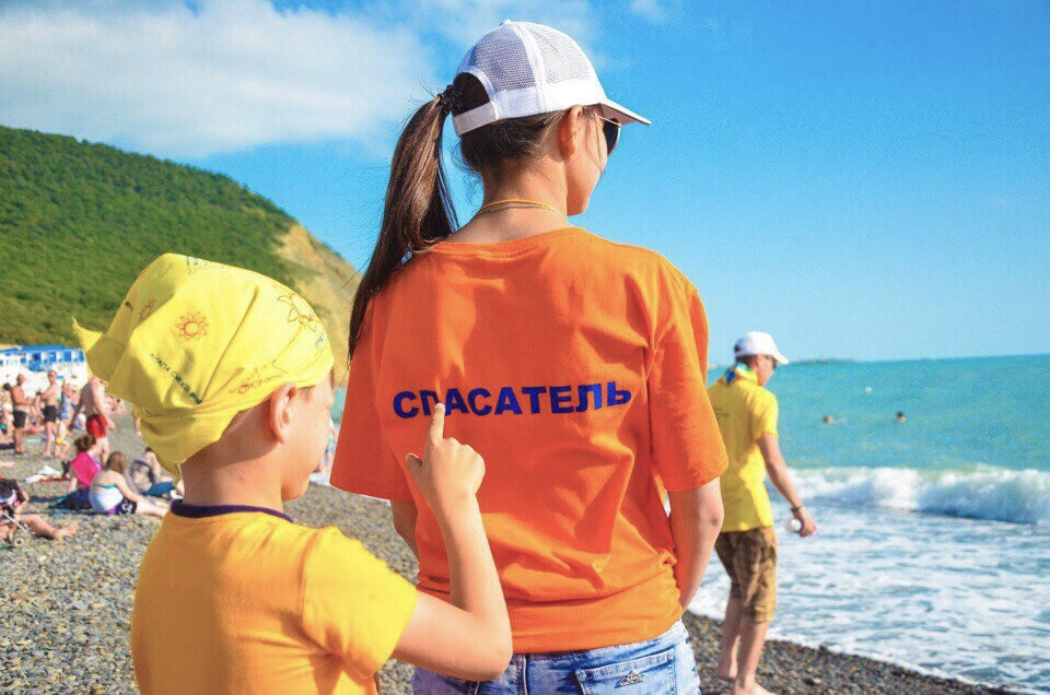 вожатая в лагерь на море. чавдар болгария лагерь. вожатая в лагерь на море. мммф лагерь болгария. лагерь энергетик в сукко вожатые.