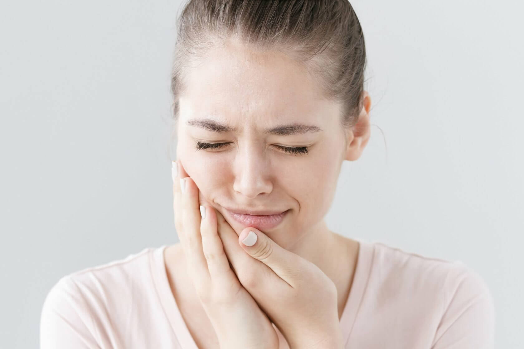 Почему зубная боль проявляется ночью - центр стоматологии «Тихонова» в Туле