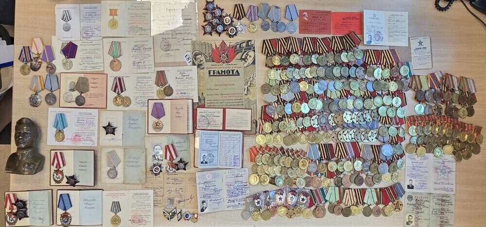 Контрабанду 455 советских орденов остановили на таможне. Фото: Федеральная таможенная служба