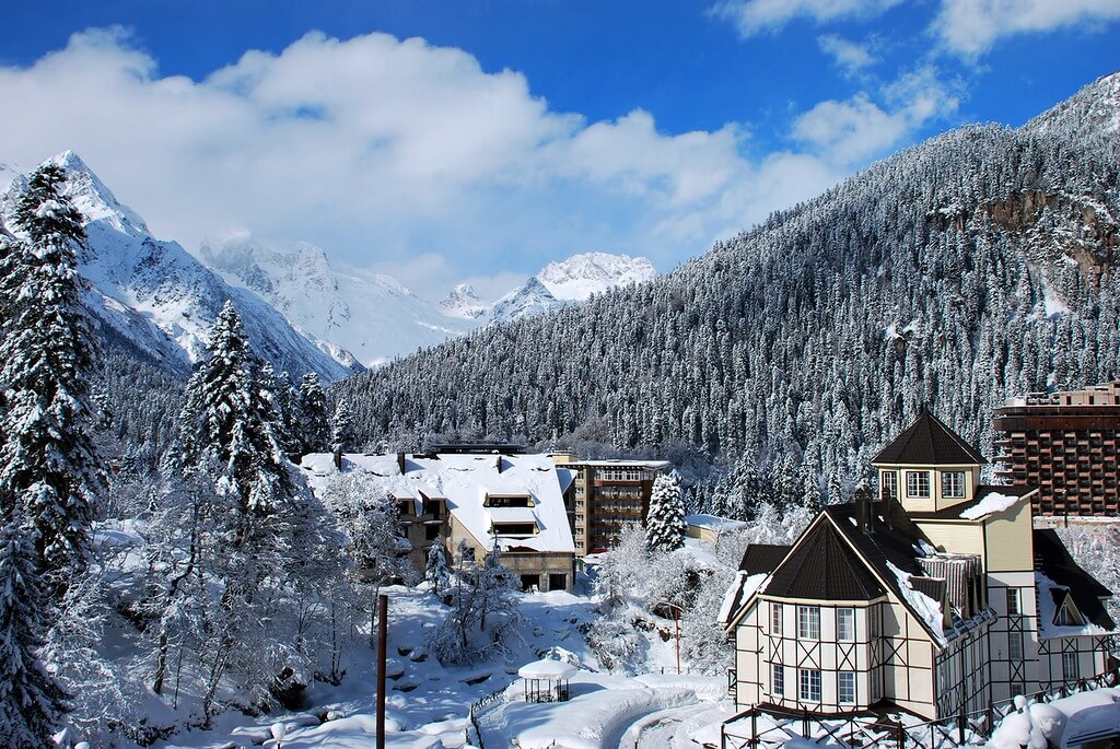 Качели в домбае фото