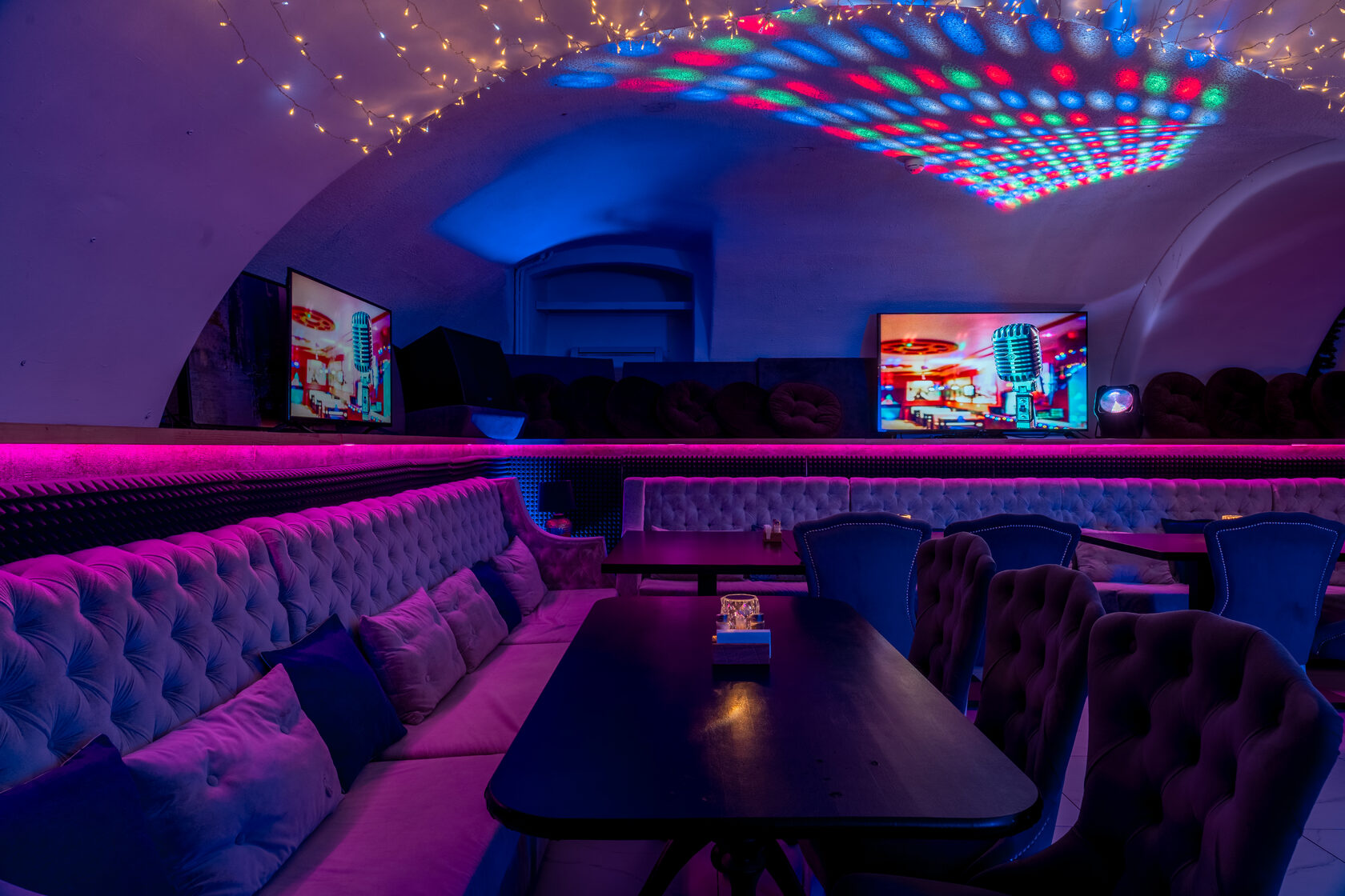 Неоновый свет