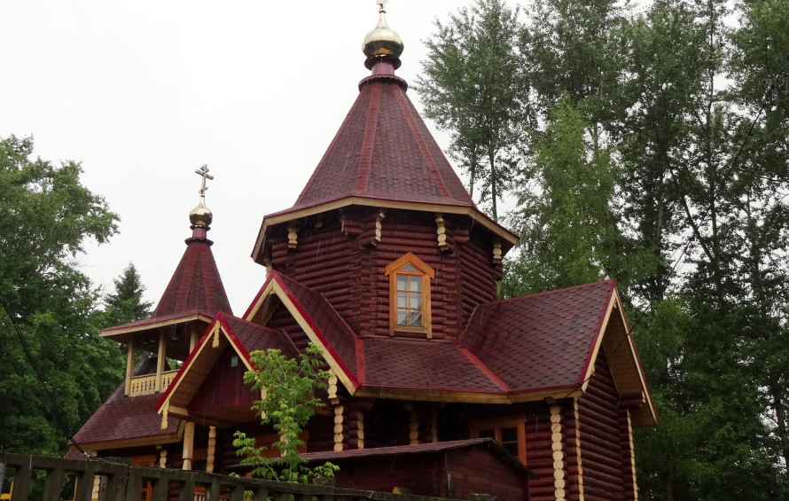 Церковь михаила тихоницкого киров лобановское кладбище фото