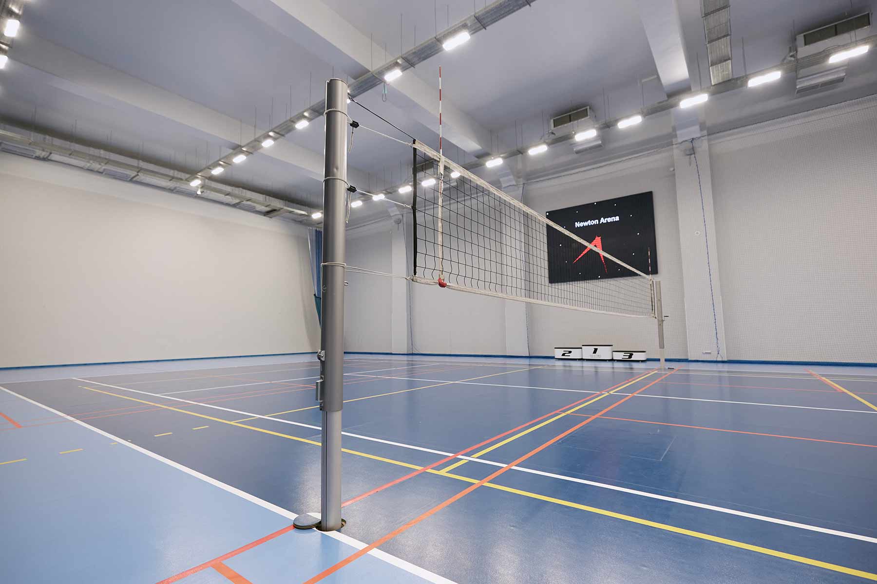 NEWTON ARENA - badminton