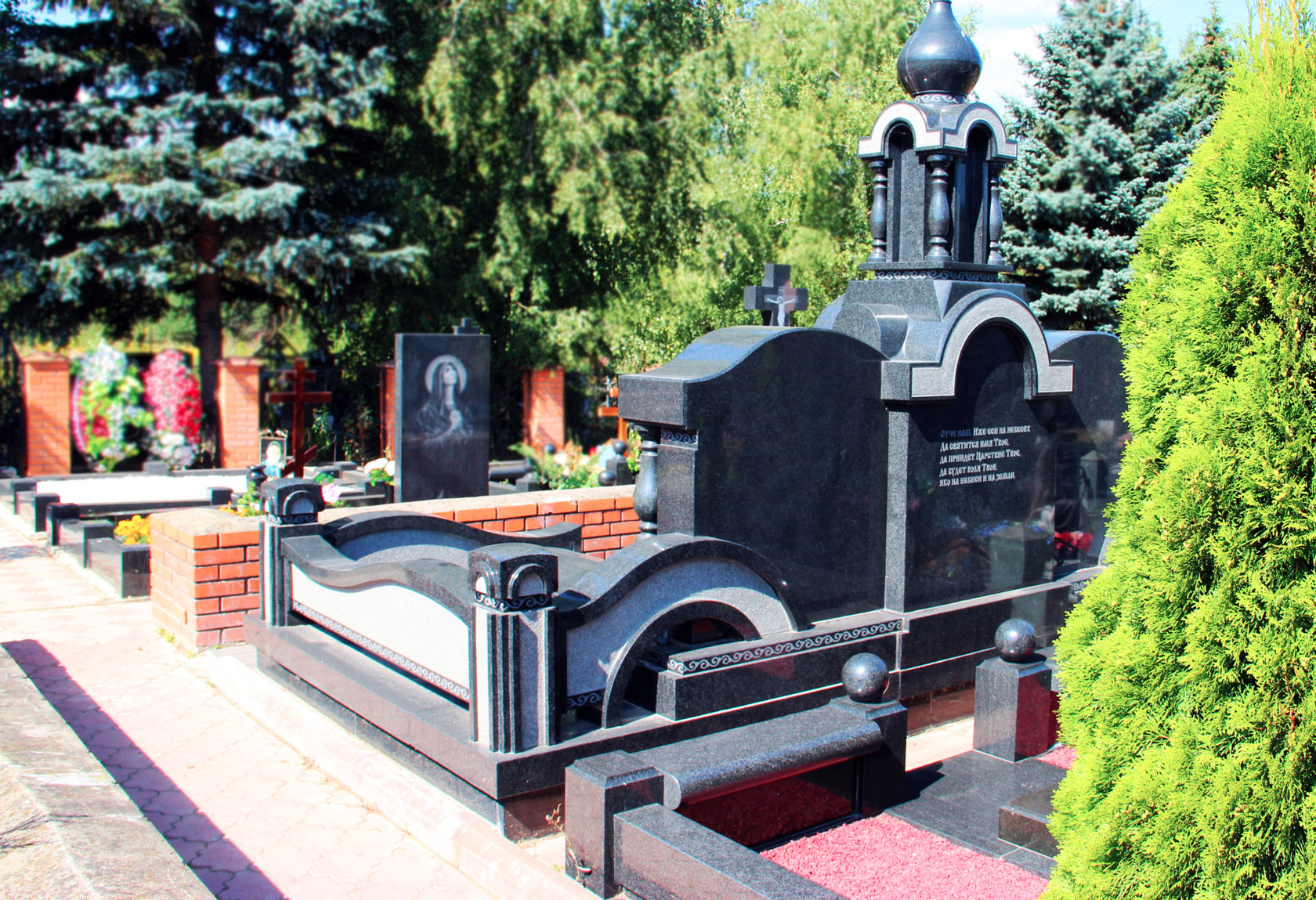 Домодедовское кладбище памятники