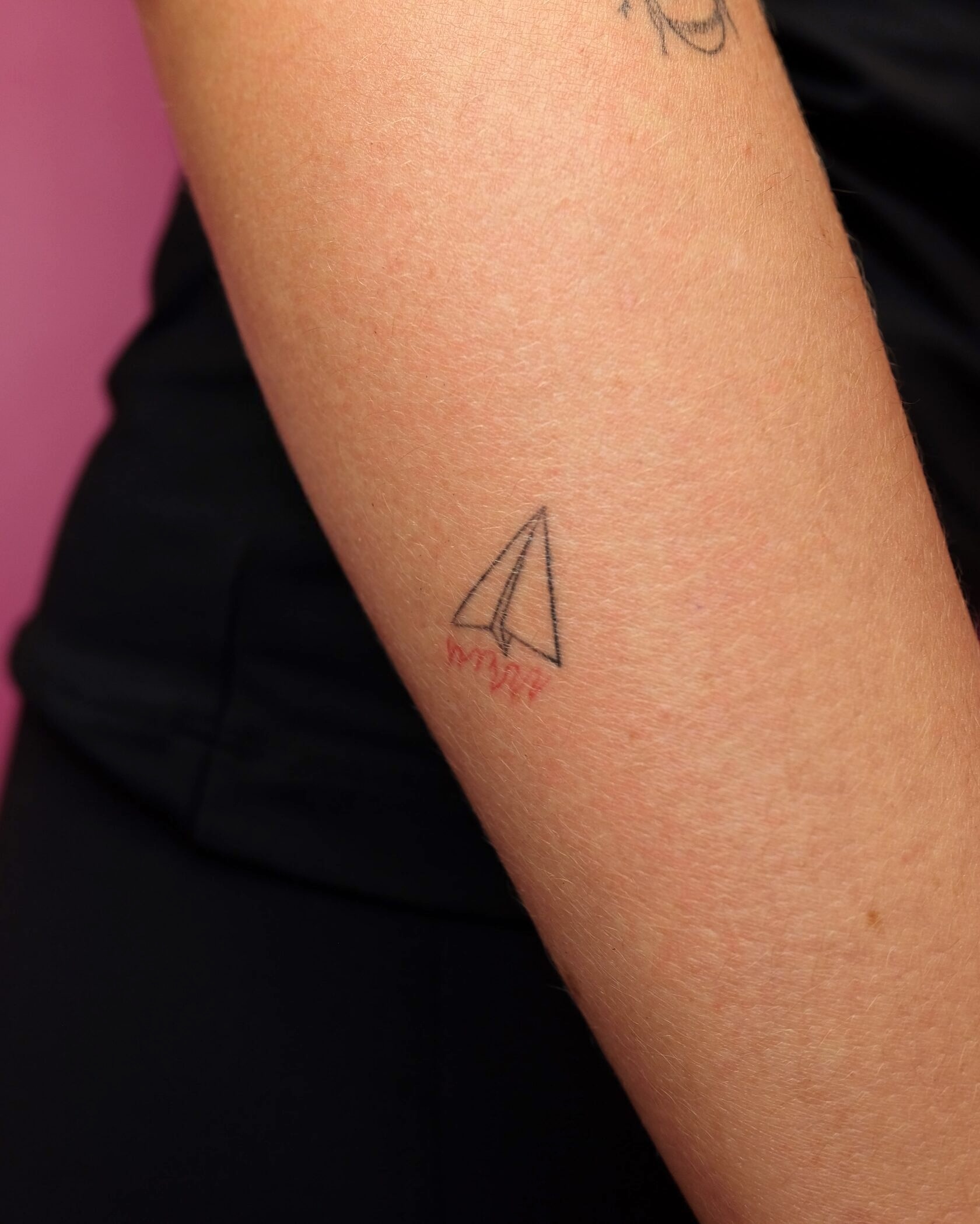 Зажившая мини-тату VivoTattoo — пример 4