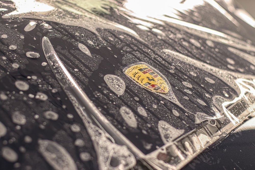 Оклейка защитной плёнкой