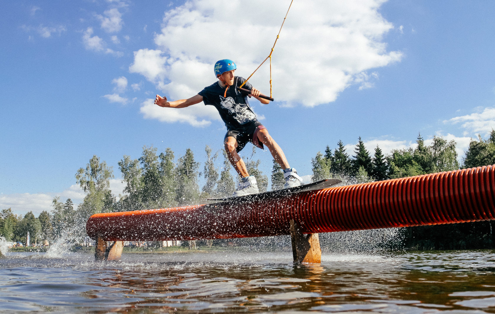 Водные развлечения опишите фотографию