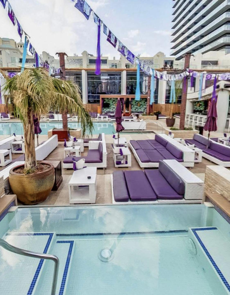 Daylight Beach Club returns to Mandalay Bay as an adult pool on the Las  Vegas Strip. - Eater Vegas