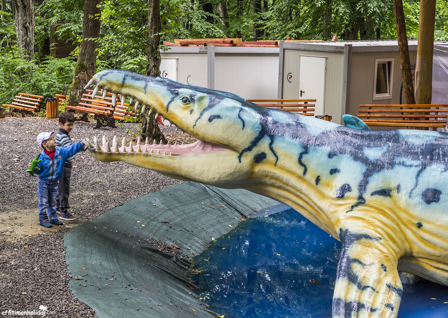 Dino park. Армада Молл Дино парк. Дино парк Алматы. Динопарк в Москве. Дино парк в Москве.