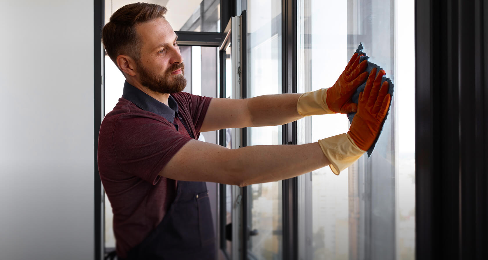 Мастера по установке и ремонту окон
