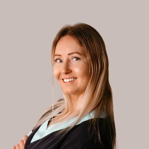 Юлия Макарова — мастер массажа тела и лица, студия «Я люблю массаж»