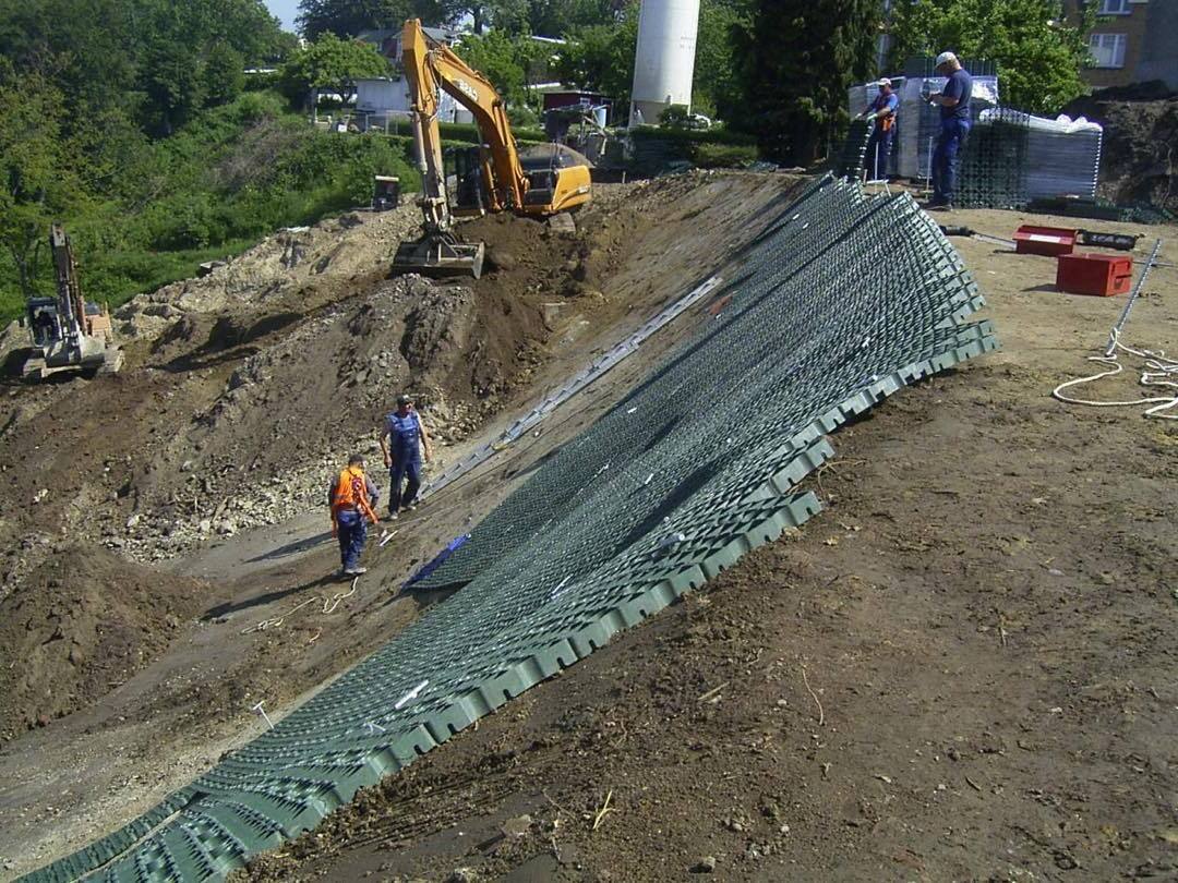 Газонная решётка для укрепления склонов