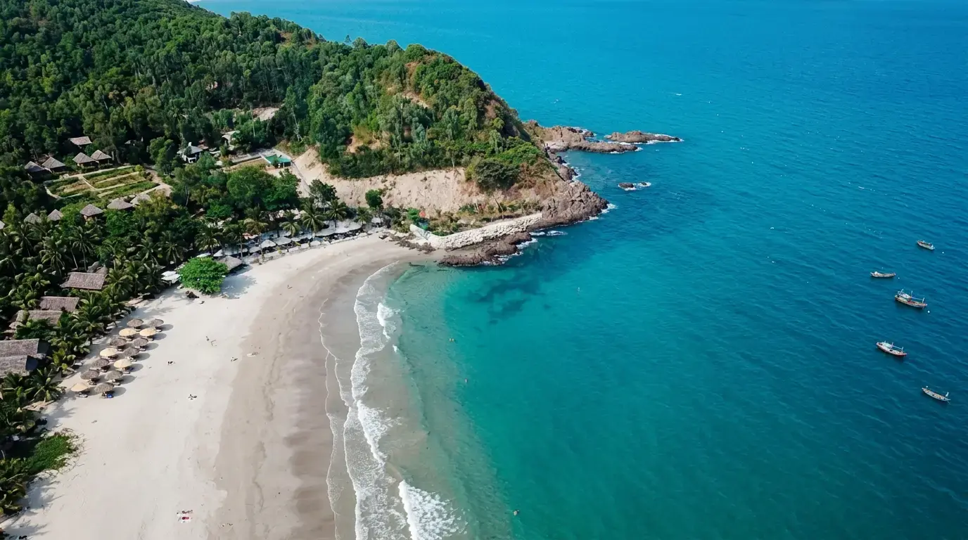 Пляж Нухутьен