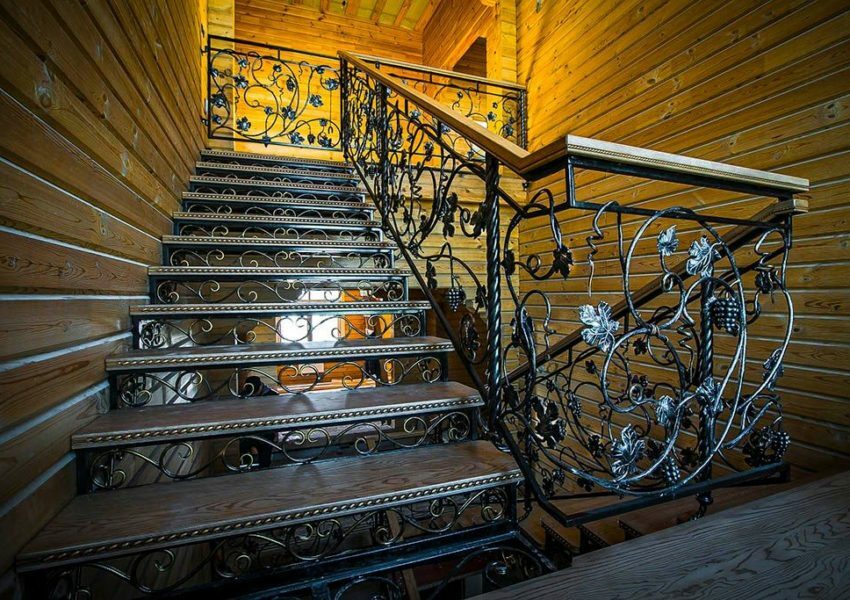 Кованые лестницы в СПб