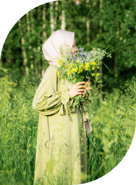 Амиина травница, нутрициолог и диетолог, автор курсов по самоисцелению организма с помощью трав