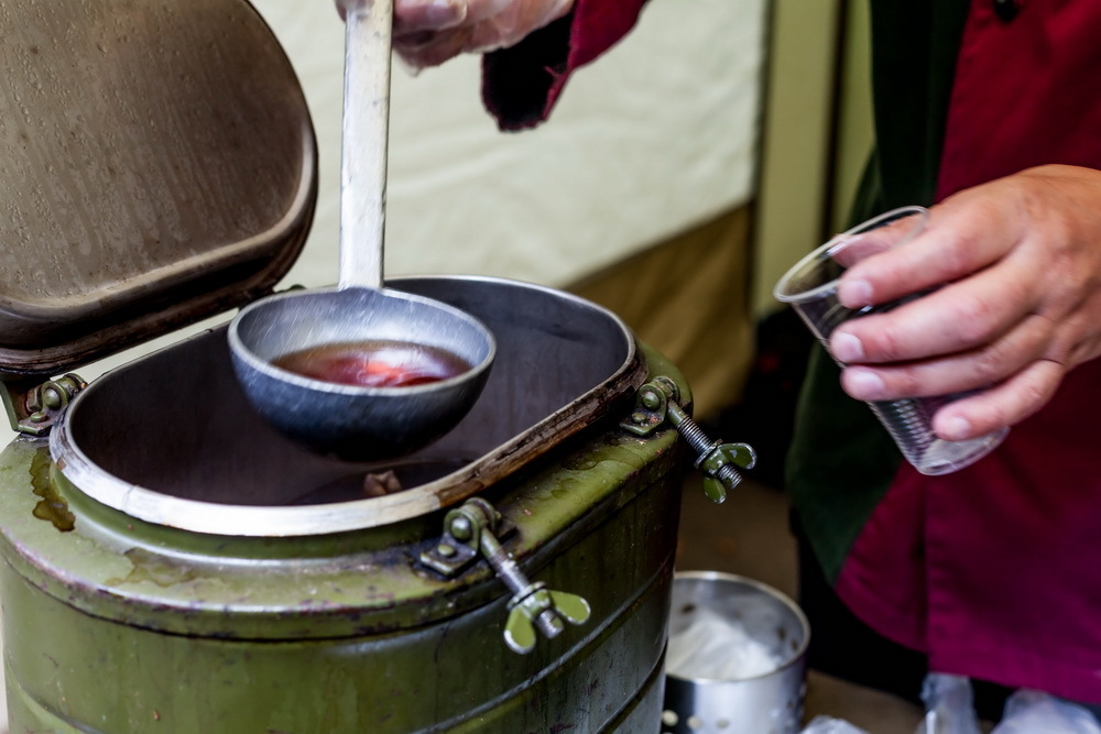 Кейтеринг для строителей в Курске: надёжная организация питания на объекте