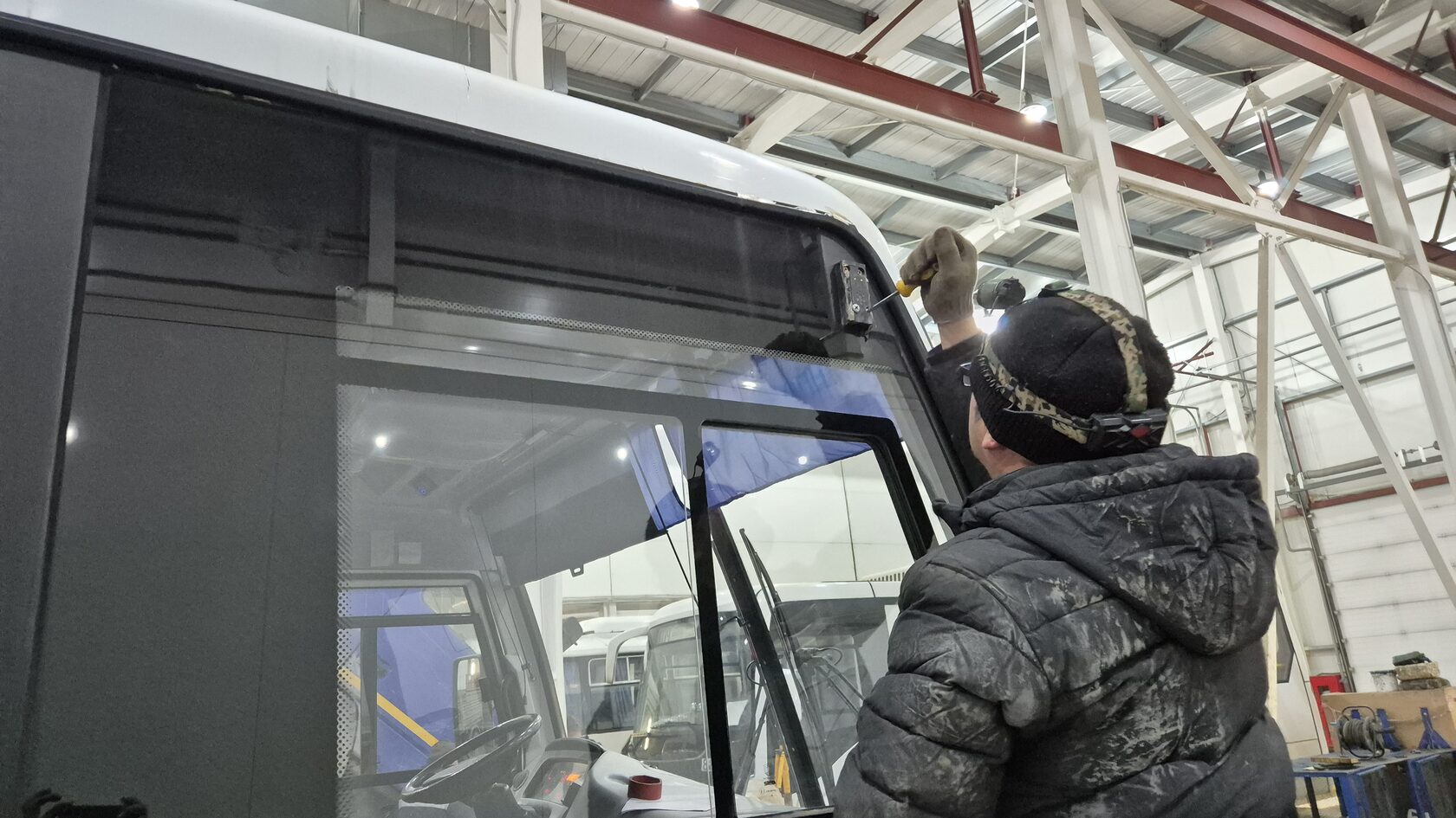 Ремонт зеркала ПАЗ