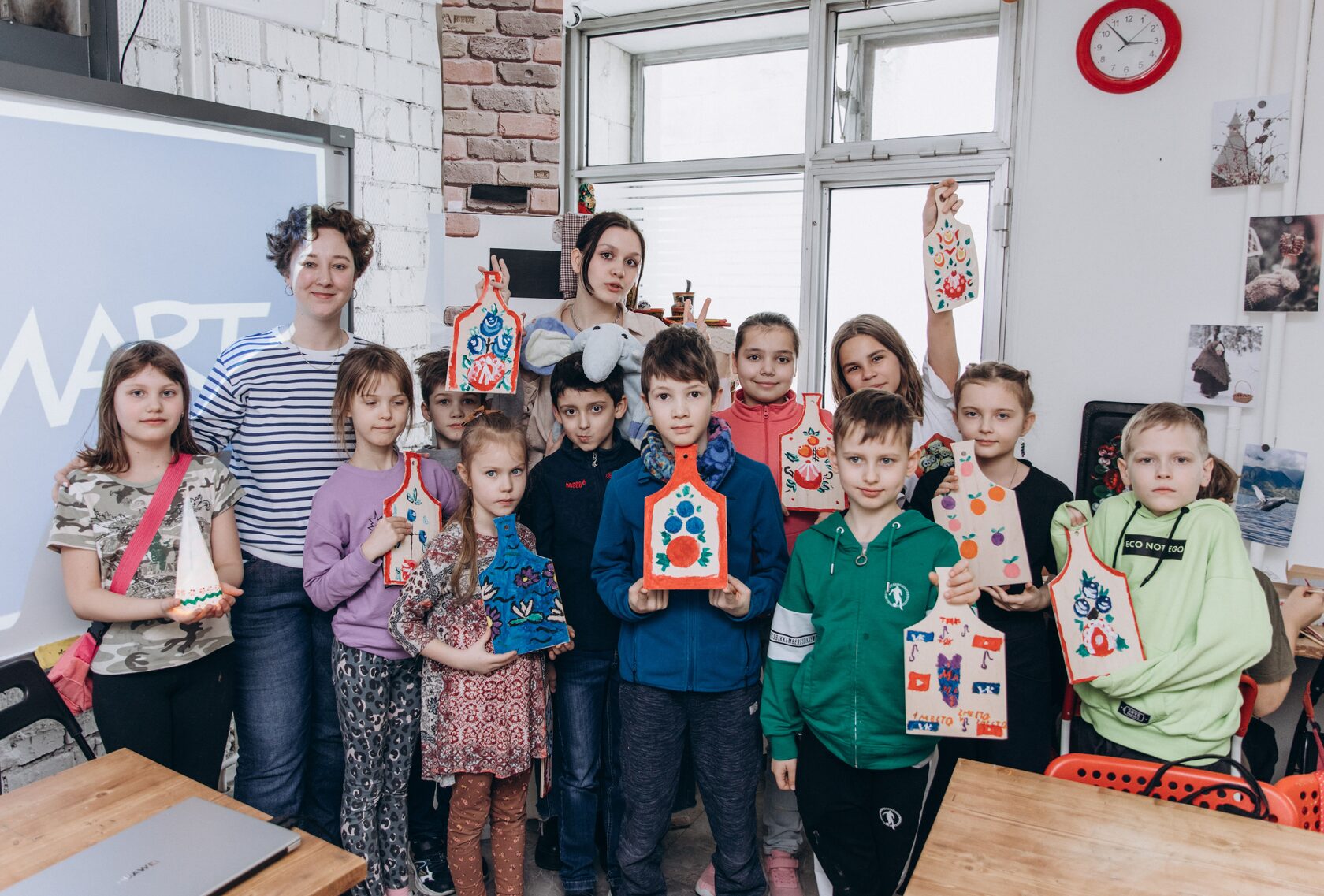 Команда резидентов на вечернем мероприятии