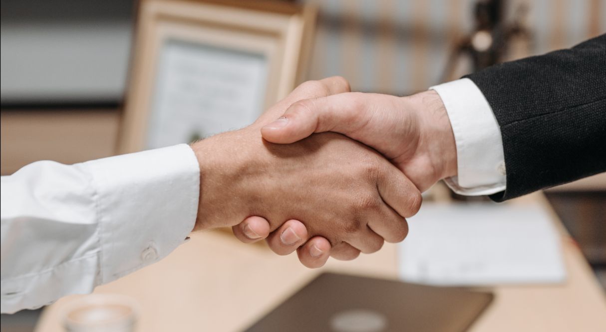 Кредитный брокер для бизнеса (с годовым оборотом от 70 млн.руб.)