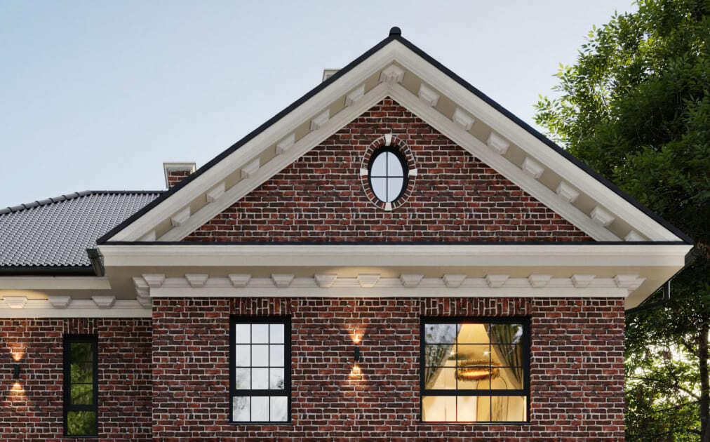 Проект Levant 183 m². Левант — восточный ветер, исходящий из центрального Средиземноморья, а также общее название территорий стран, расположенных вдоль восточного побережья Средиземного моря.