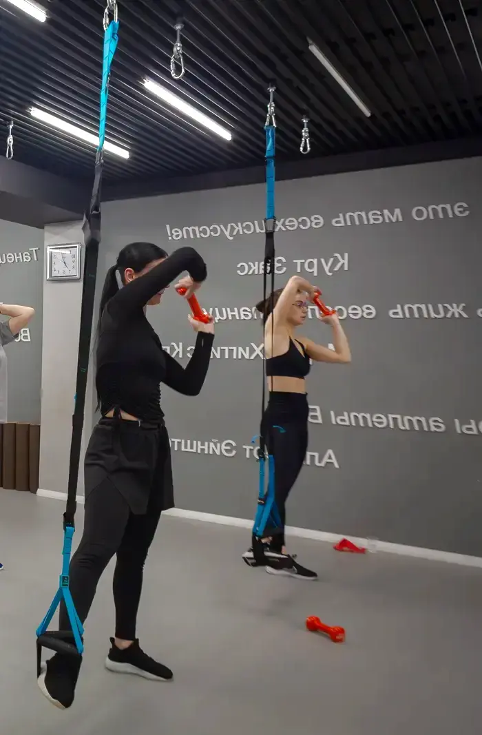 Тренировка TRX в студии