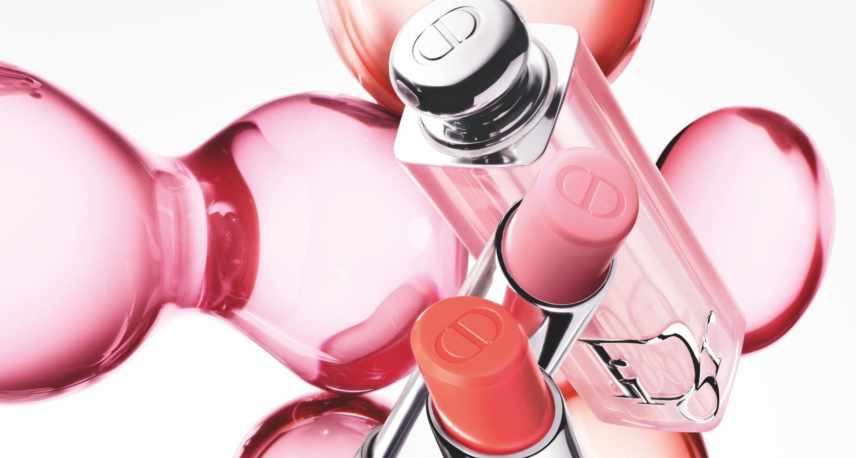 Обновеното бижу на марката Dior - балсамът за устни Lip Glow