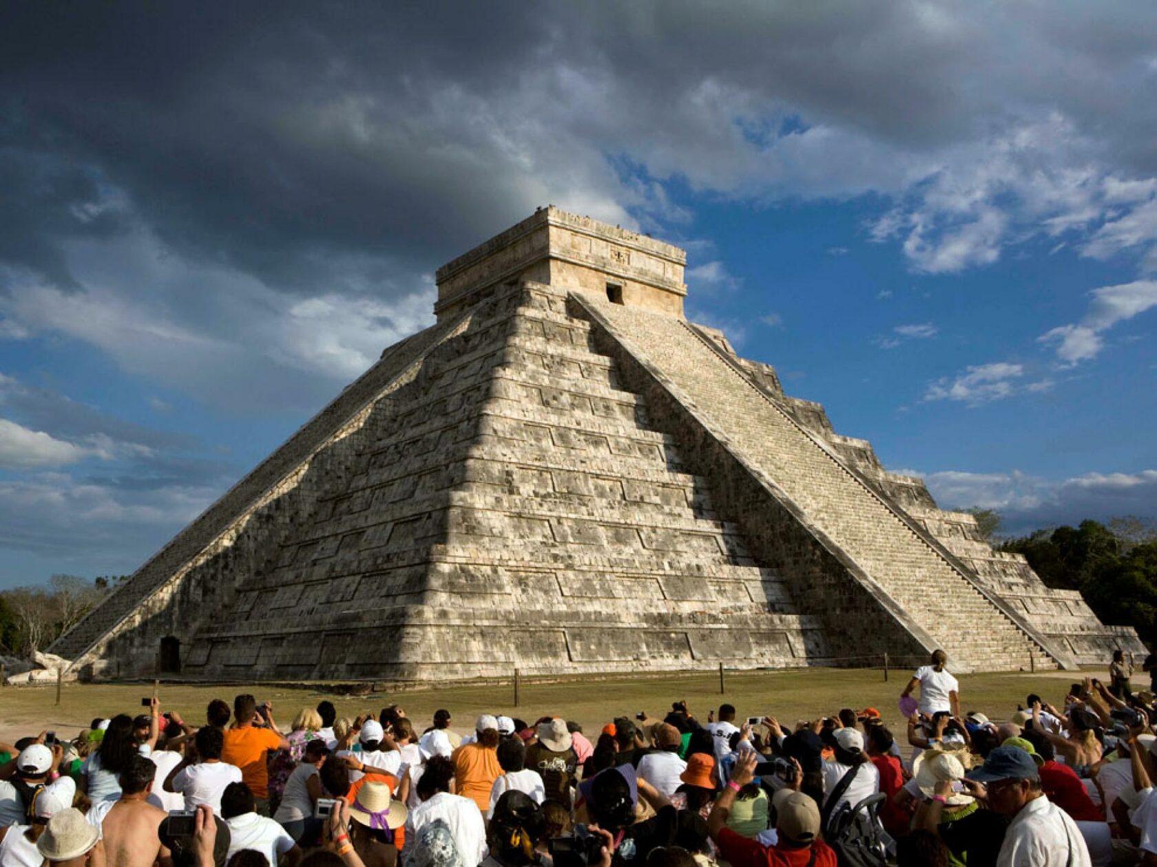 Пирамида Майя Чичен-ица Майя