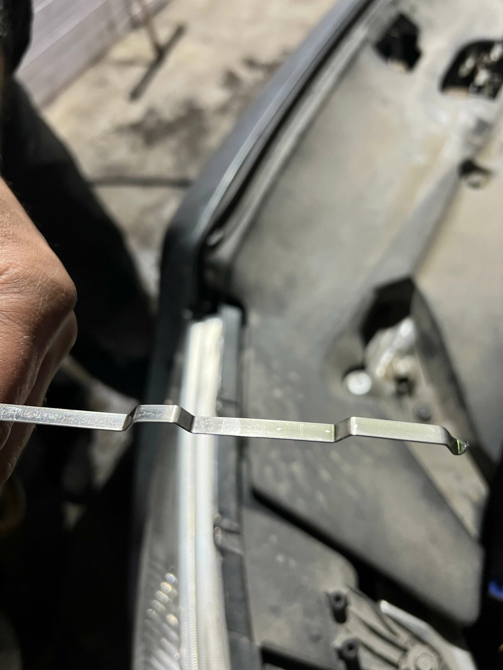 Выставление уровня масла по щупу