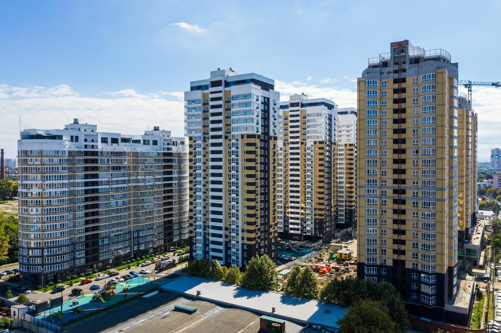 Жк элегант краснодар. Краснодар, ул. Жк элегант фото территории. Старокубанская 42 краснодар. Квартиры в краснодаре старокубанская.