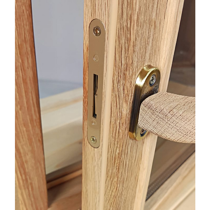  Окно дубовое премиум