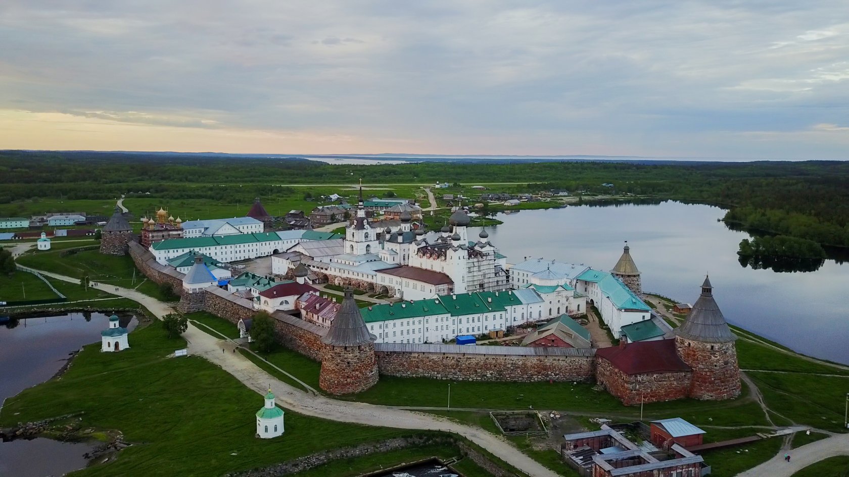 Соловецкий монастырь вид с воздуха