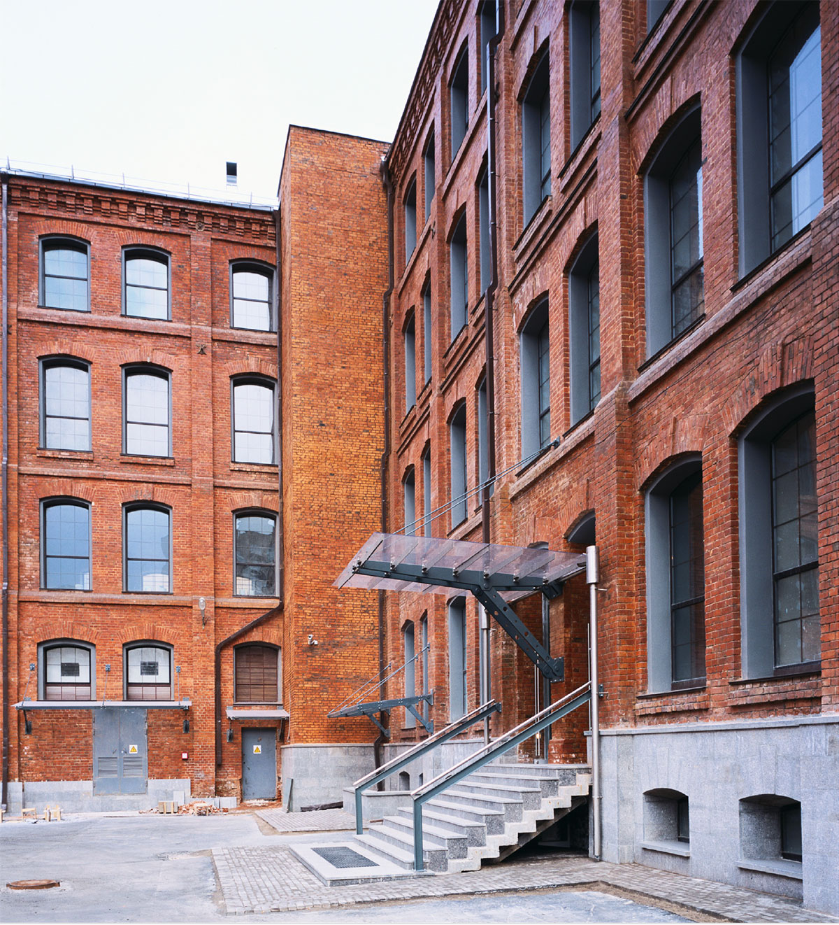 Reconstruction of the buildings of the Krasnaya Roza factory
