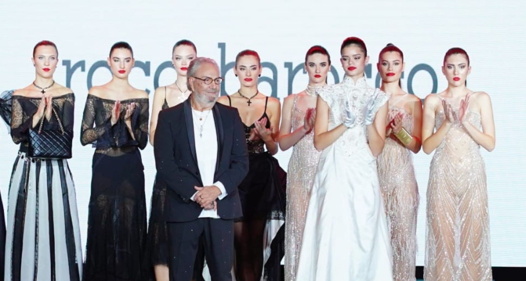 Ревю на дизайнера Роко Бароко в София по покана на Анелия Петкова