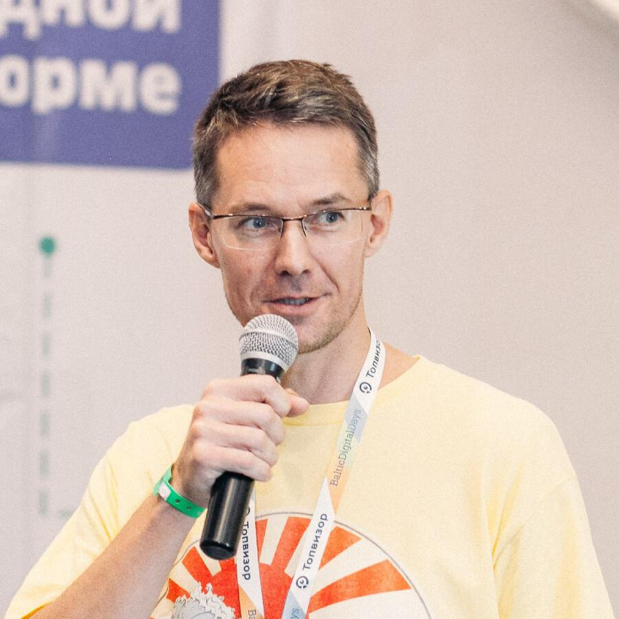 Михаил Шакин