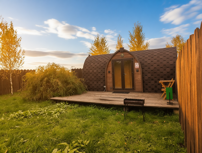 Домики в глэмпинге Остров Подмосковье