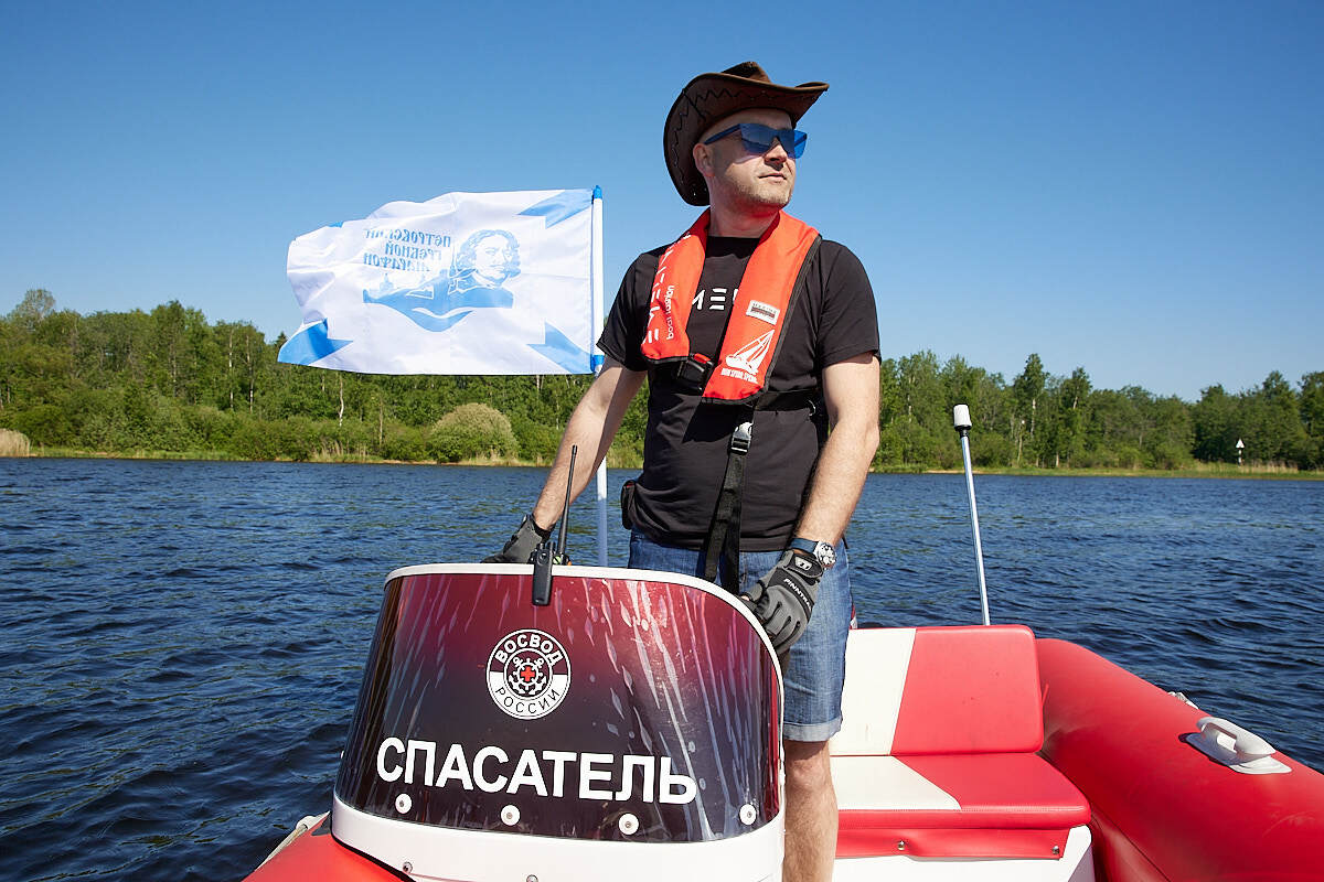 Спасение качество. Петровский гребной марафон 2022. Петровский гребной марафон 2021. Петровский гребной марафон 2023. Петровский гребной марафон 2022 фото.