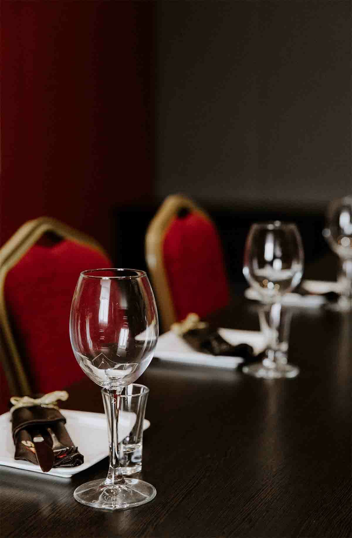 сервировка стола в ресторане вегас в моздоке