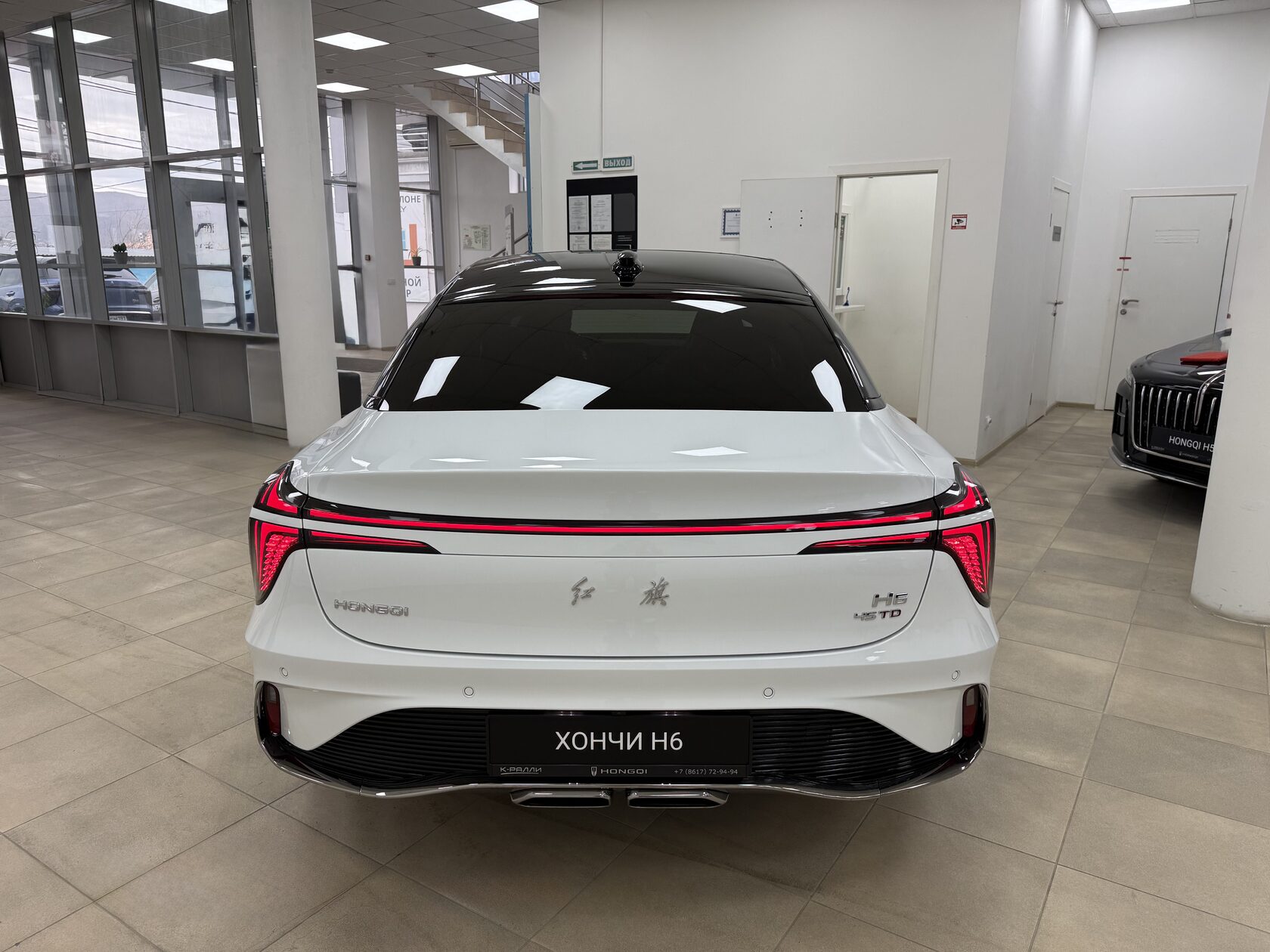 Обзор Hongqi H6