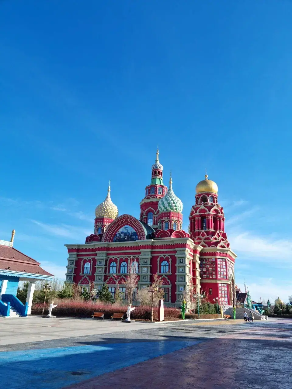 Гигантская матрёшка в Маньчжурии