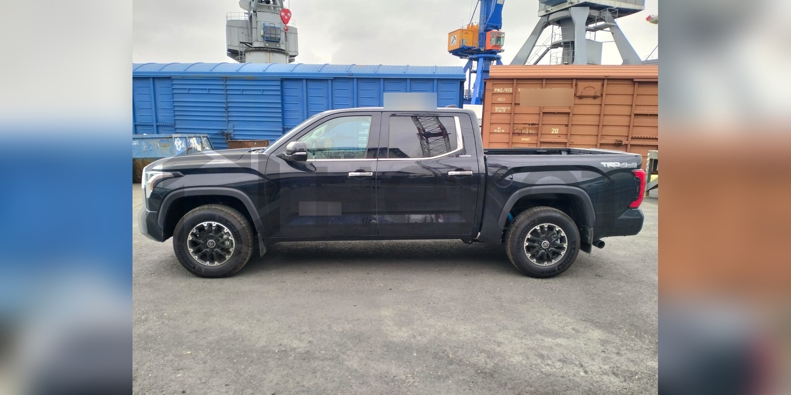 Фото Toyota Tundra № 3