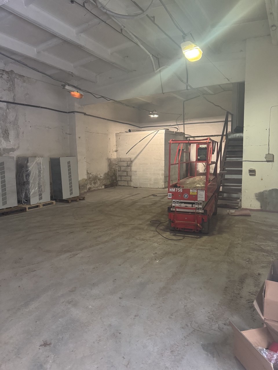 Производственный блок 157.7 м²