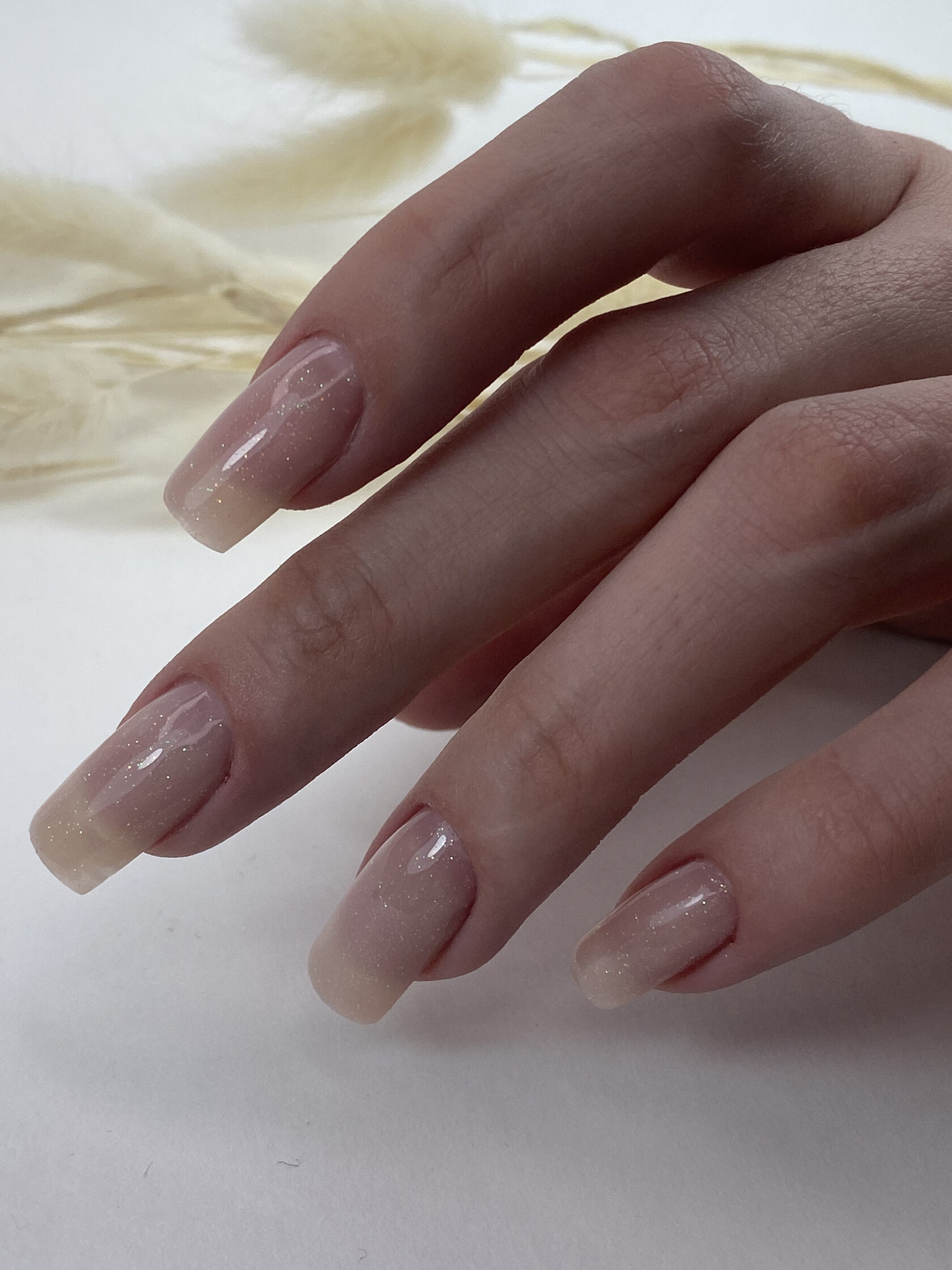 Ламинирование ногтей. Моделирование ногтей кератином. Кератиновые ногти. Кератиновые ногти. Укрепление гелем.