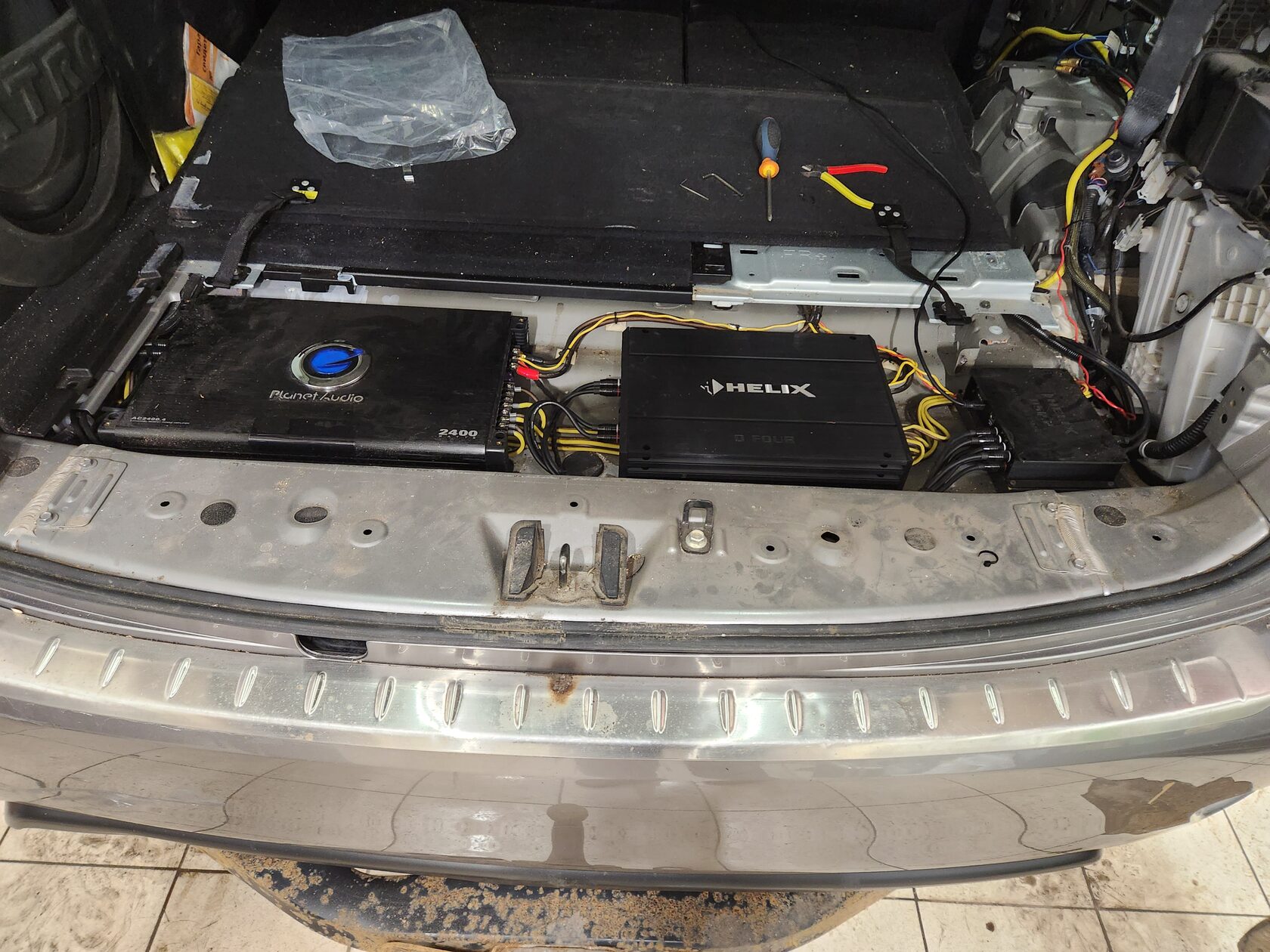 установка усилителей nissan patrol y62