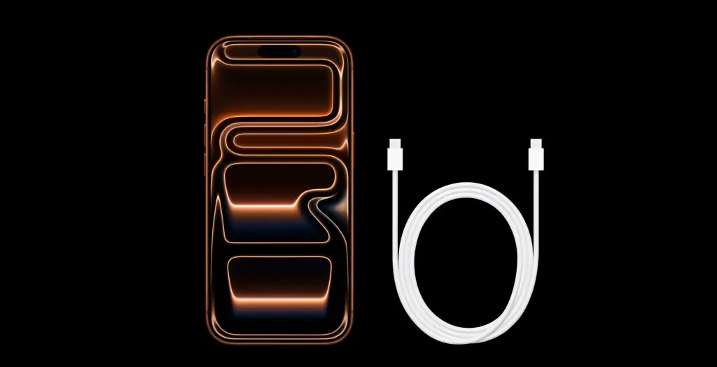 Комплектация iPhone 17 Pro: смартфон, кабель USB-C и документация в коробке